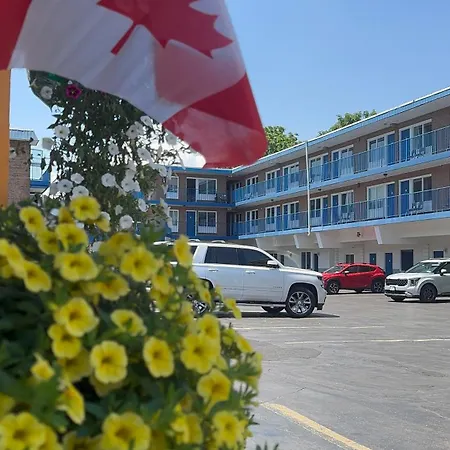 Empress Inn And Suites By The Falls-3